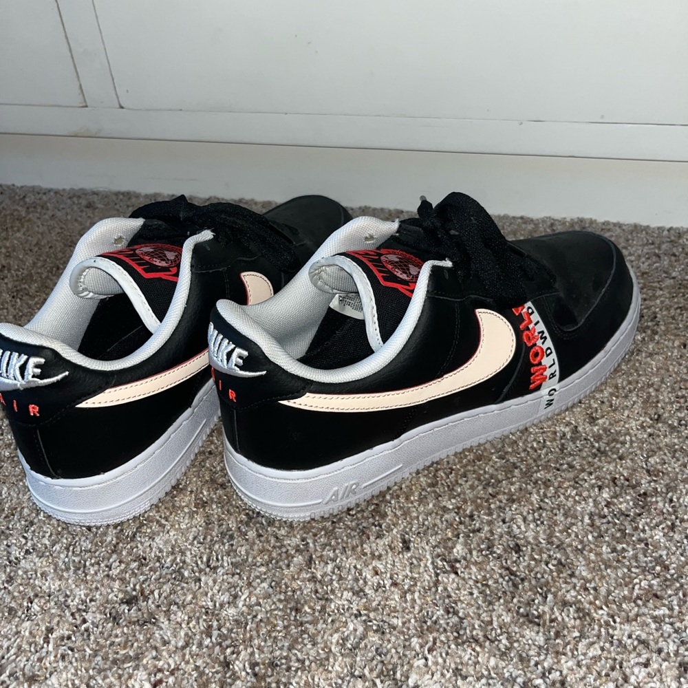 Nike Air Force 1 Low ‘07 LV8 worldwide black and pink